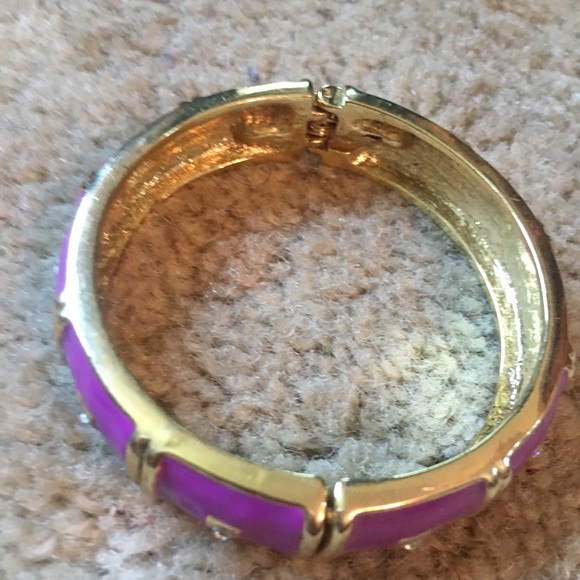 Purple/gold hinge bangle bracelet - Picture 3 of 3